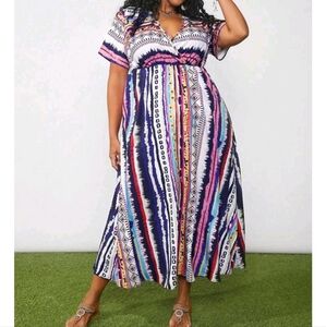 Plus size abstract print dress 🩷🤍